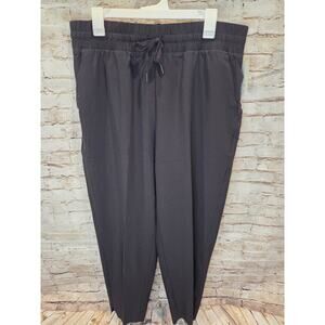 NEW All In Motion Women's Flex Woven Tapered Pants Black Size Large